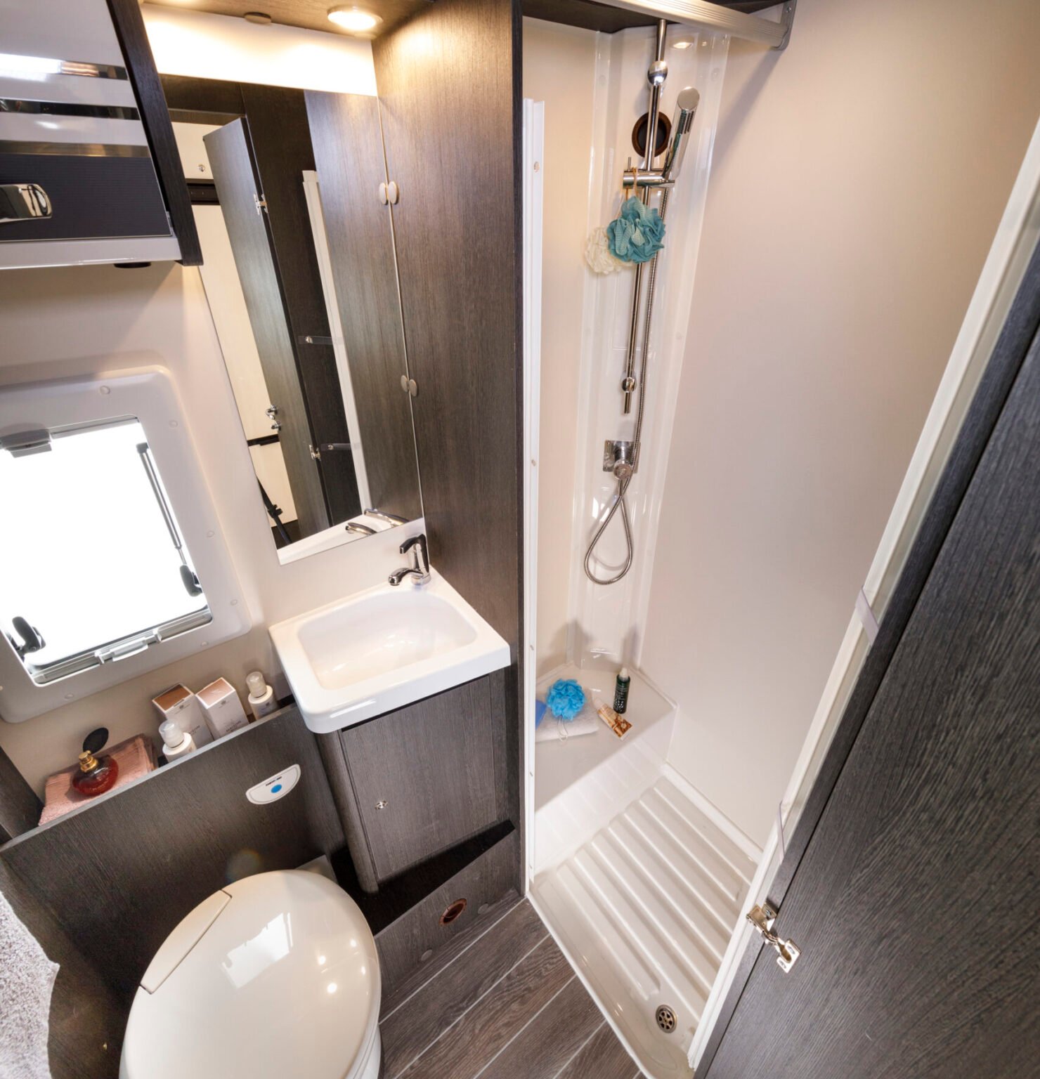Roller Team mansardato Kronos Advance 290 M bagno