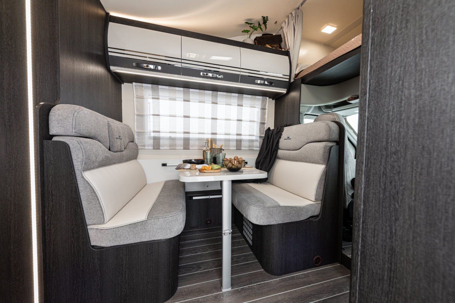 Roller team camper Mansardato Kronos Advance 279 M dinette