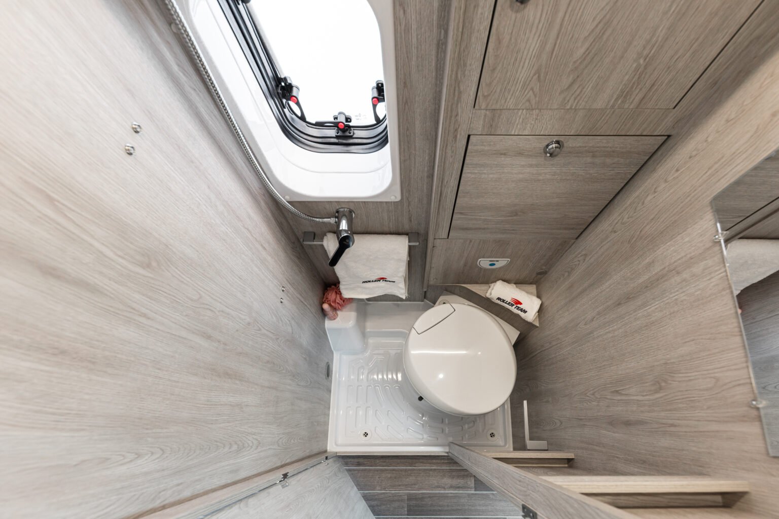 Roller Team Van Livingstone 6 bagno