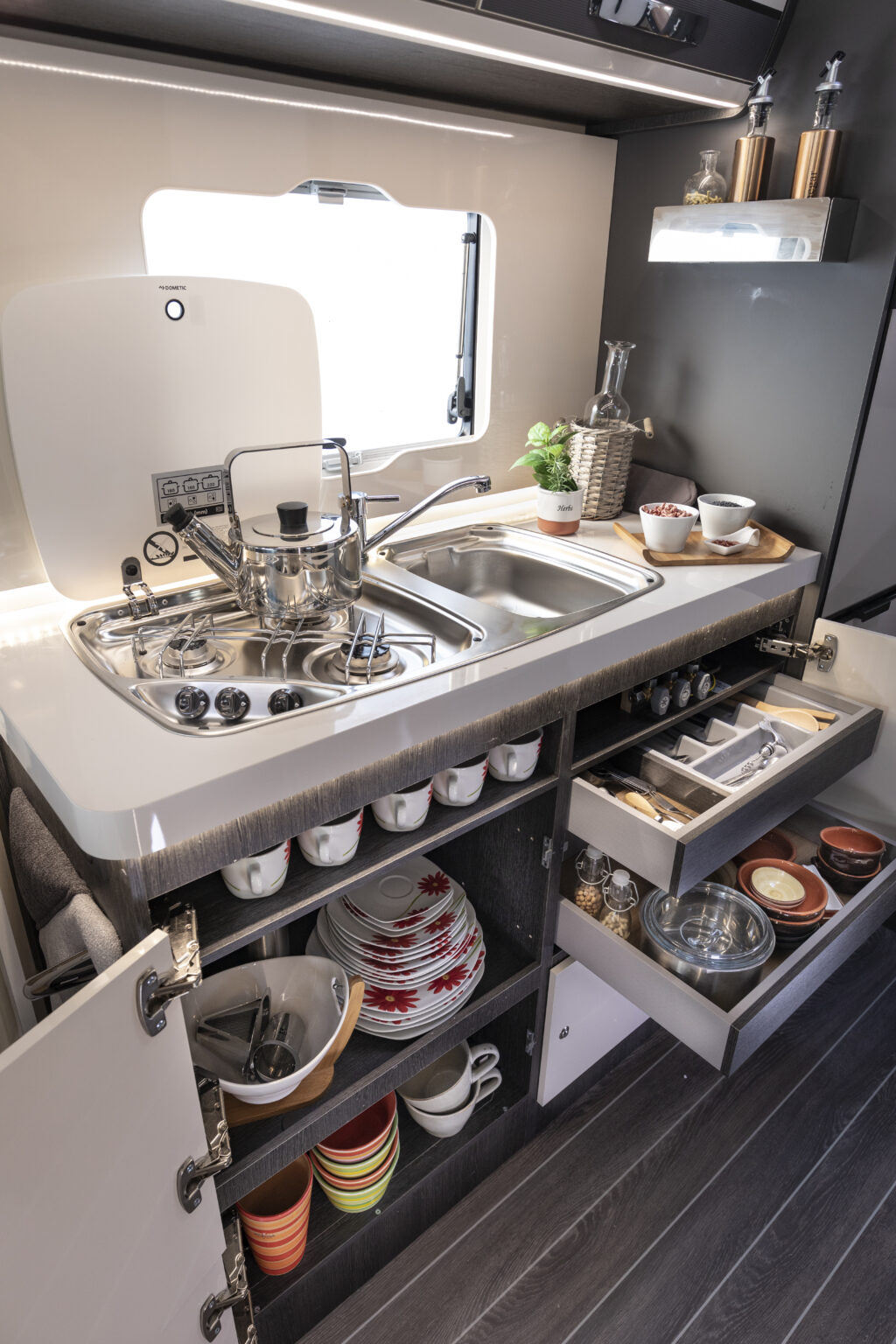 Roller Team Camper Mansardato Kronos Advance 277 M cucina