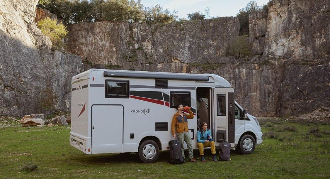 Camper compatto Kronos FIT per vacanze di coppia o in famiglia